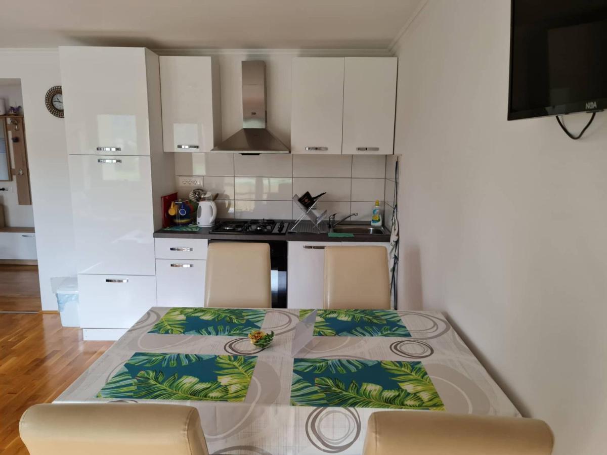 Apartman Belamar Duga Resa Exterior foto